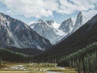 风车动漫读前先打问号：先看主语是不是对得上，再写明镜头选择（一句到位）